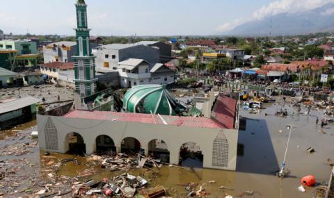Нараства броят на жертвите в Индонезия - 1