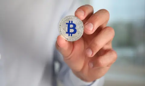 Русия реши да легализира плащанията с криптовалута, но не за всички и не за всичко - 1