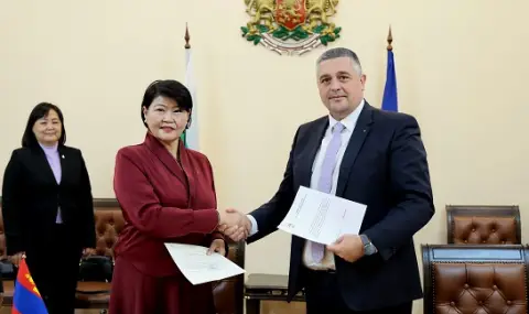 Bulgaria and Mongolia signed agreements on road and air transport  - 1