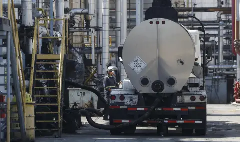 The United States has become the world's largest oil exporter - 1