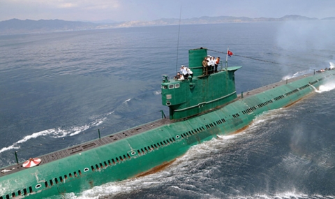 Северна Корея строи нова подводница? - 1