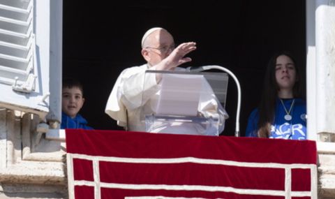 Папата призова хората да помислят за мигрантите, които губят живота си - 1