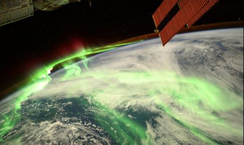 Астронавт направи зашеметяваща СНИМКА на полярното сияние - 1