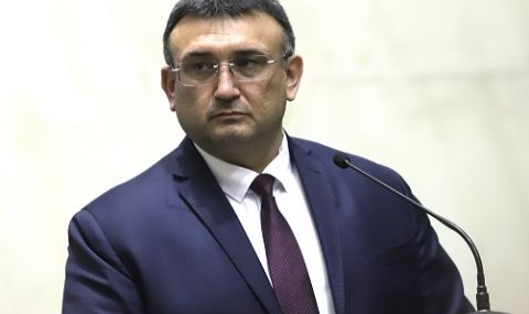 Бившият вътрешен министър Младен Маринов привикан на разпит в МВР  - 1