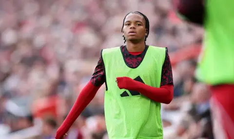 Ливърпул подписа със сензацията Нгумоа - 1