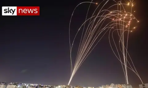 Iran carried out a night attack on Israel, explosions were heard in Doha. Houthis will support Tehran against the Jewish - 1