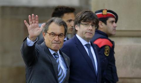 Враг номер 1 на Испания се връща във властта - 1
