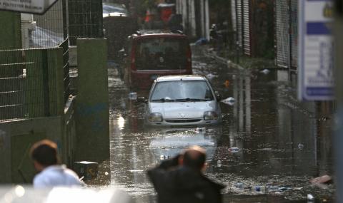 Потоп в Турция! Четирима души загинаха - 1