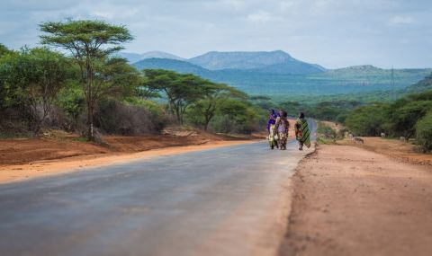 Защо в Африка умират толкова много хора по пътищата - 1