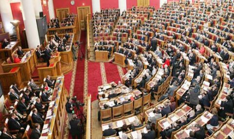 Руски законодатели предложиха по-строги присъди за тероризъм, саботаж и държавна измяна - 1