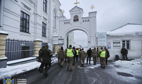 Украйна обискира православен манастир - 1
