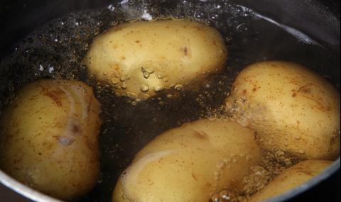 Как да сварим картофи без вода и тенджера за 10 минути - 1