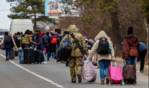 ООН: Повече от 3,5 милиона души са избягали от Украйна - 1