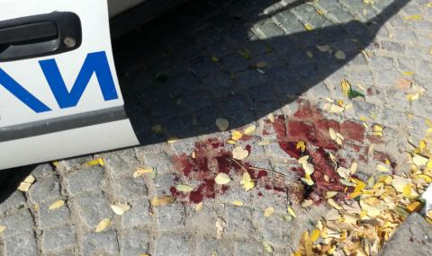 Избити зъби и арести след бой в нощен бар в Ботевград - 1