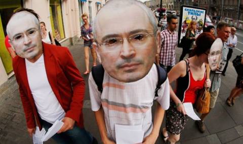 Русия вдигна мерника на НПО на Ходорковски - 1
