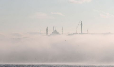 Не влизай! Гъста мъгла покри Босфора и Дарданелите - 1