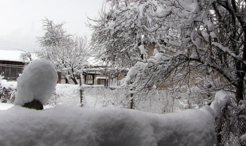 Сняг вали в Драгоман и Кюстендил - 1