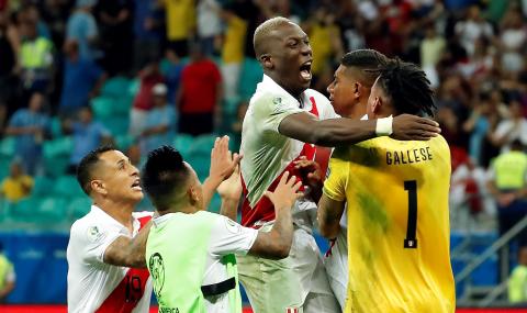 Перу шокира Уругвай след дузпи и отиде на полуфинал на Копа Америка - 1