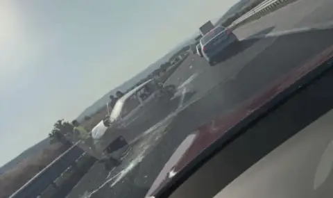 Катастрофа затруднява движението по АМ "Тракия" в посока Бургас - 1