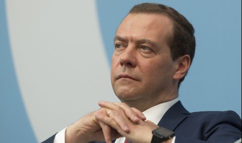 Дмитрий Медведев: Доставки на оръжие за Украйна ще разрушат отношенията между Русия и Израел - 1