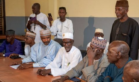 Хунтата в Нигер ще съди президента Базум за държавна измяна - 1