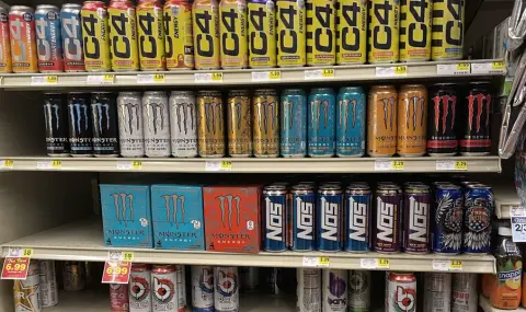 The production of a famous energy drink is stopped due to a vitamin B deficiency in Europe  - 1