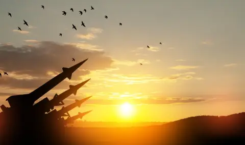 Руският СВР обвини Франция и Великобритания, че планират да въоръжат Украйна с ядрена бомба - 1