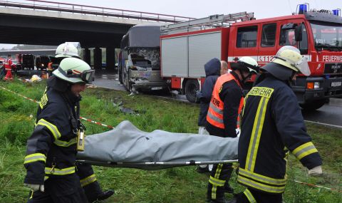 52 са ранените при катастрофата с полски автобус в Източна Германия  - 1