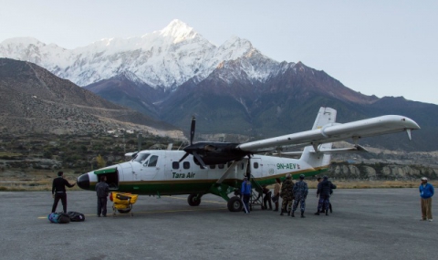 Самолет пропадна в планините на Непал - 1