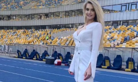 Украинска журналистка привлича мъжките погледи по стадионите - 1