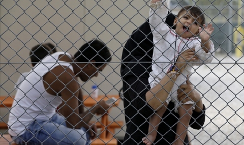 Алфа Рисърч: Българите се плашат от бежанска криза - 1