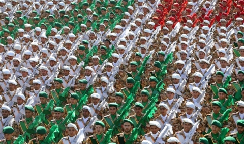 Иран показа военната си мощ - 1
