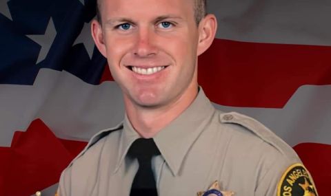 Застреляха заместник-шерифа на окръг Лос Анджелис в патрулката му ВИДЕО - 1