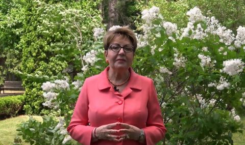 Митрофанова с поздрав по случай 24 май - 1