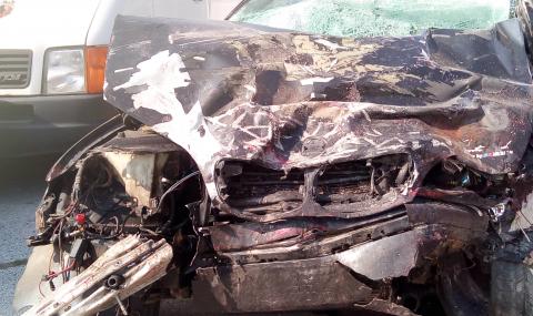 Снимки след катастрофата, в която 20-годишен шофьор отне 4 живота - 1