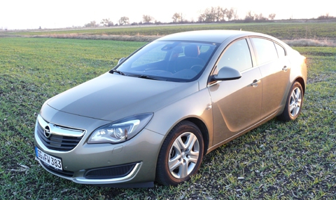 Тест на обновения Opel Insignia - 1