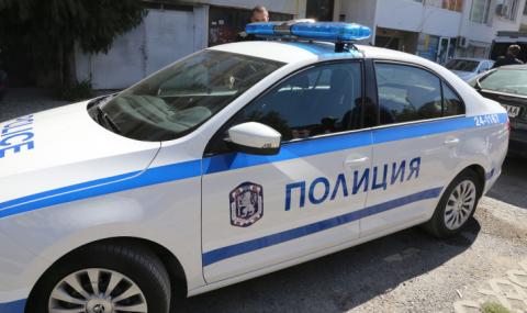 Откриха опожарен автомобил след банковия обир в София - 1