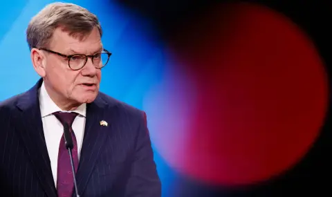 Wadeful: Germany ready to use frozen Russian assets to help Ukraine  - 1