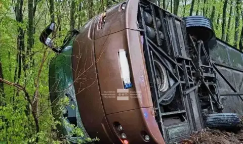 Защитата на шофьора на катастрофиралия автобус край Малко Търново оттегли жалбата срещу задържането му - 1