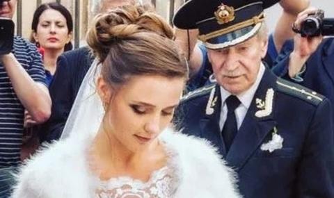 87-годишният Иван се развежда с 27-годишната Наталия заради секса (СНИМКИ) - 1