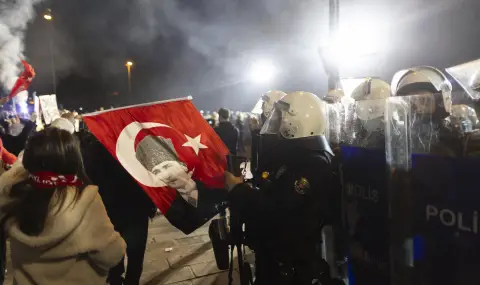 Турция: където всеки журналист поне веднъж е бил в затвора - 1