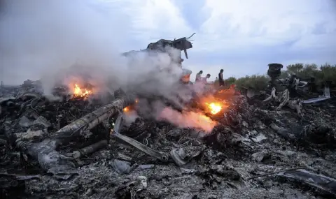 Киев: Не знаем кой е бил на борда на сваления руски самолет (ВИДЕО) - 1