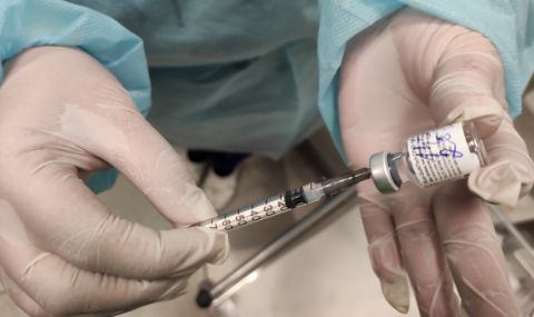 Шефът на агенцията по лекарствата: България е заделила 300 млн. лв. за закупуване на ваксини - 1