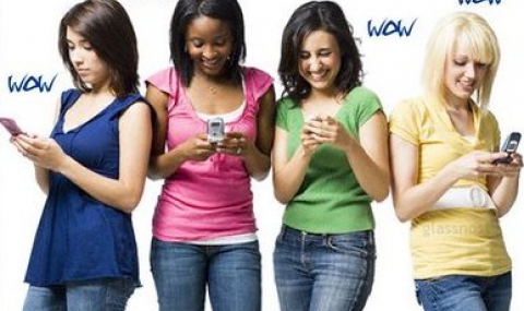 70% от жените се чувстват &quot;голи&quot; без мобилен телефон - 1