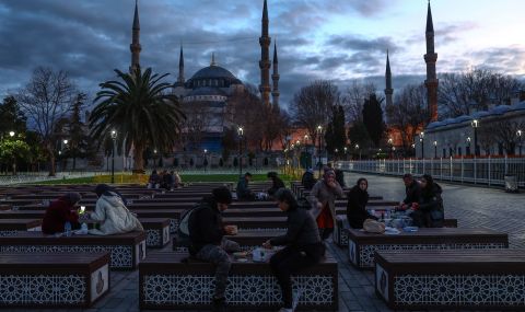 Деца откраднаха злато за 200 000 евро в Истанбул - 1