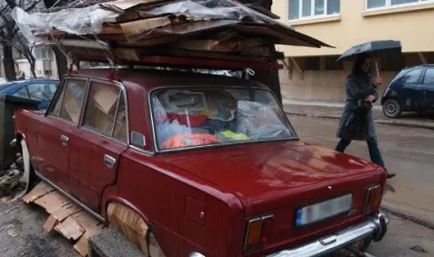 В София: Започва премахването на стари изоставени автомобили от улиците - 1
