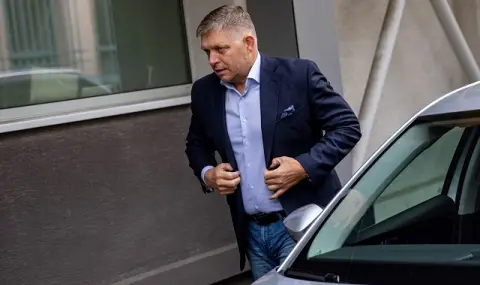 On the brink of death! Slovakia's Prime Minister is back at work  - 1