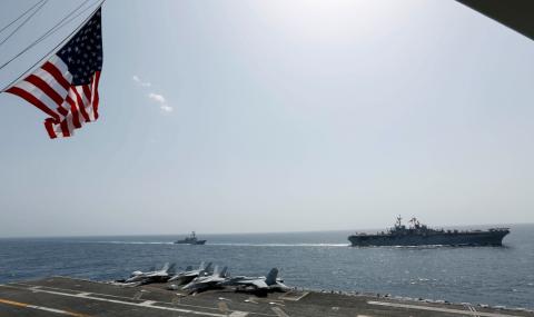 САЩ демонстрират сила в Арабско море - 1