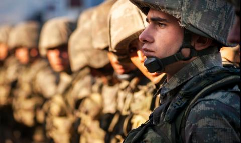 Франция алармира: НАТО трябва да обсъди агресията на Турция - 1