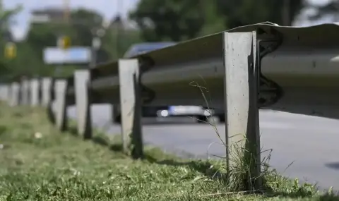 Мантинелите по пътищата: Защо не се поставят бетонни ограничители?